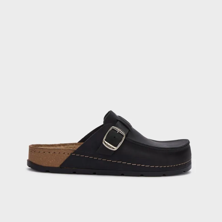 bora moccasin