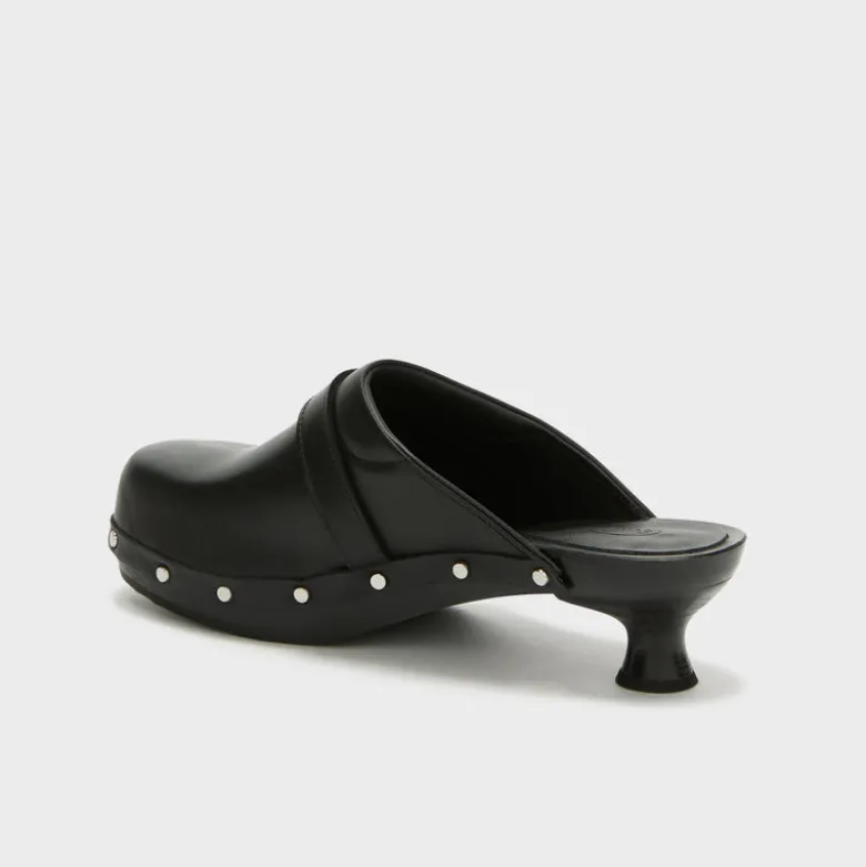 pescura claire clog
