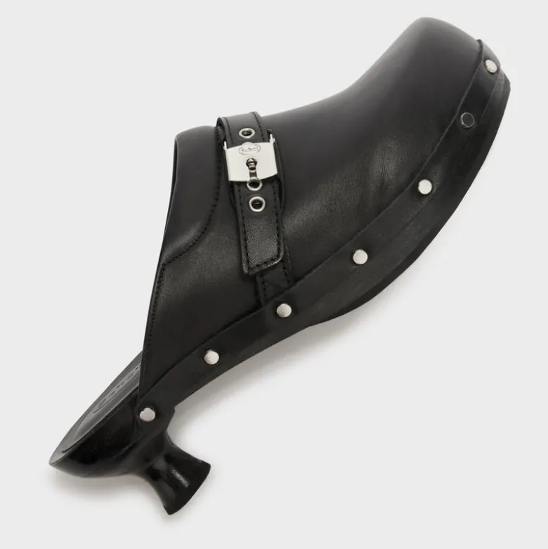 pescura claire clog